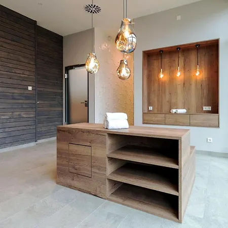 Aparthotel Waterkant Suites Suite 0-04 Apartment